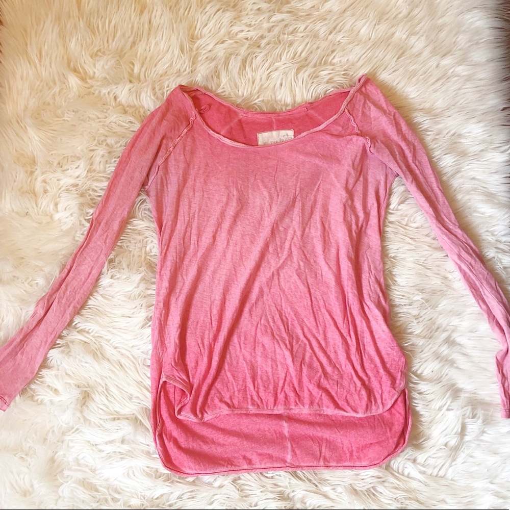 We The Free long sleeve tee, size XS